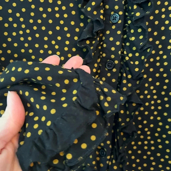 Boden ruffle polka dots long sleeve top. Size 6. - Picture 6 of 6